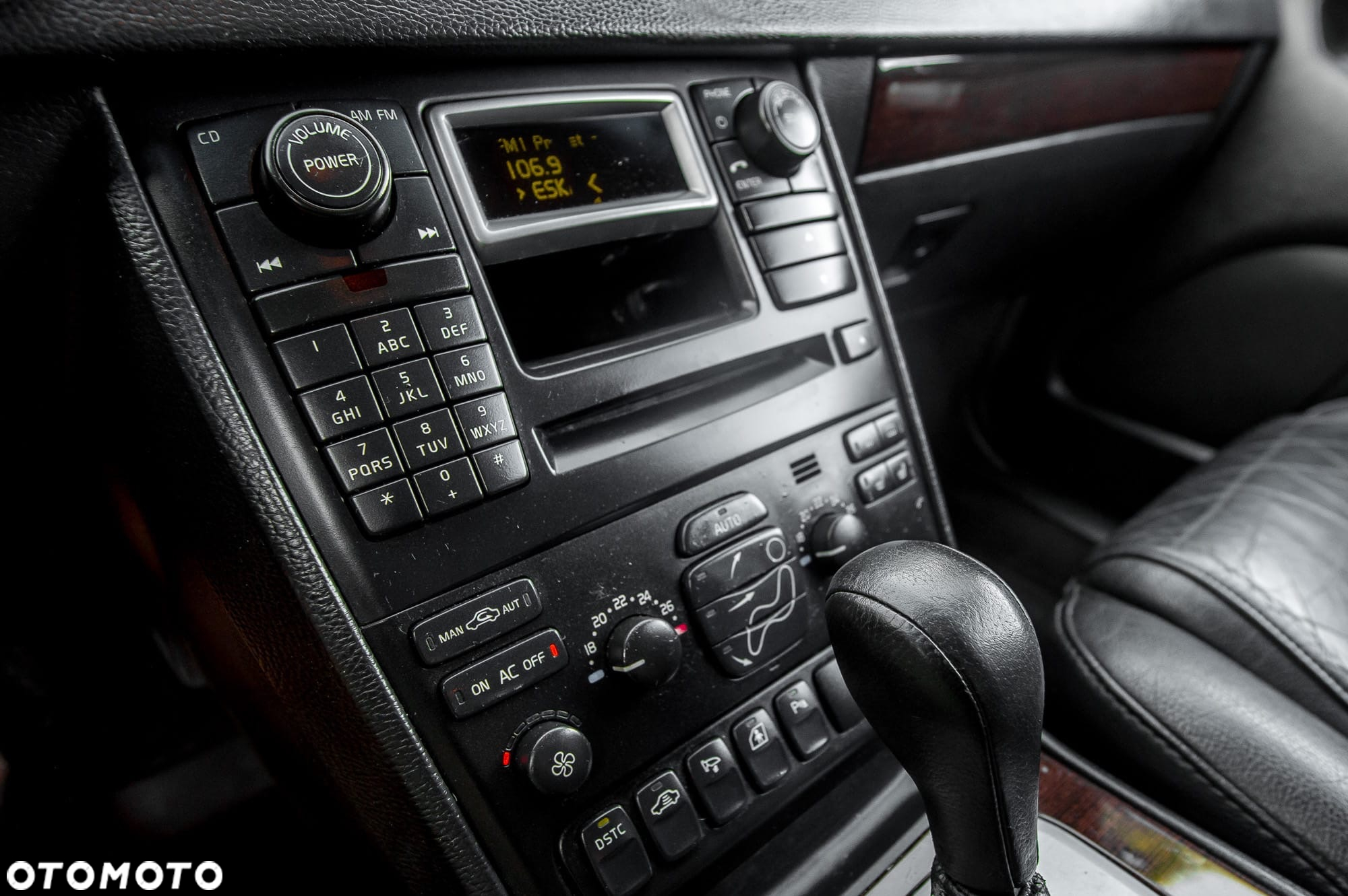 Volvo XC 90 2.4 D5 - 17