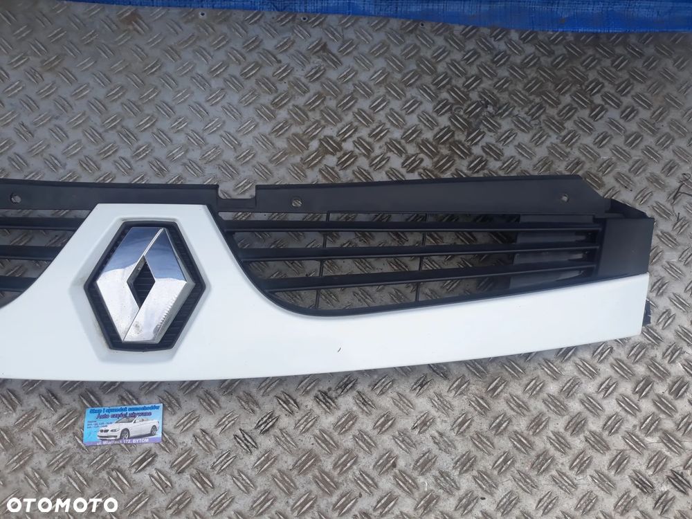 GRILL ATRAPA RENAULT MASTER II LIFT (2006-2010) - 3