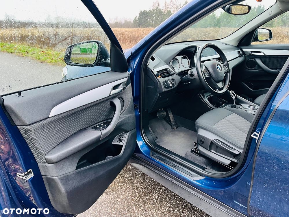 BMW X1 sDrive18d Business Edition - 17