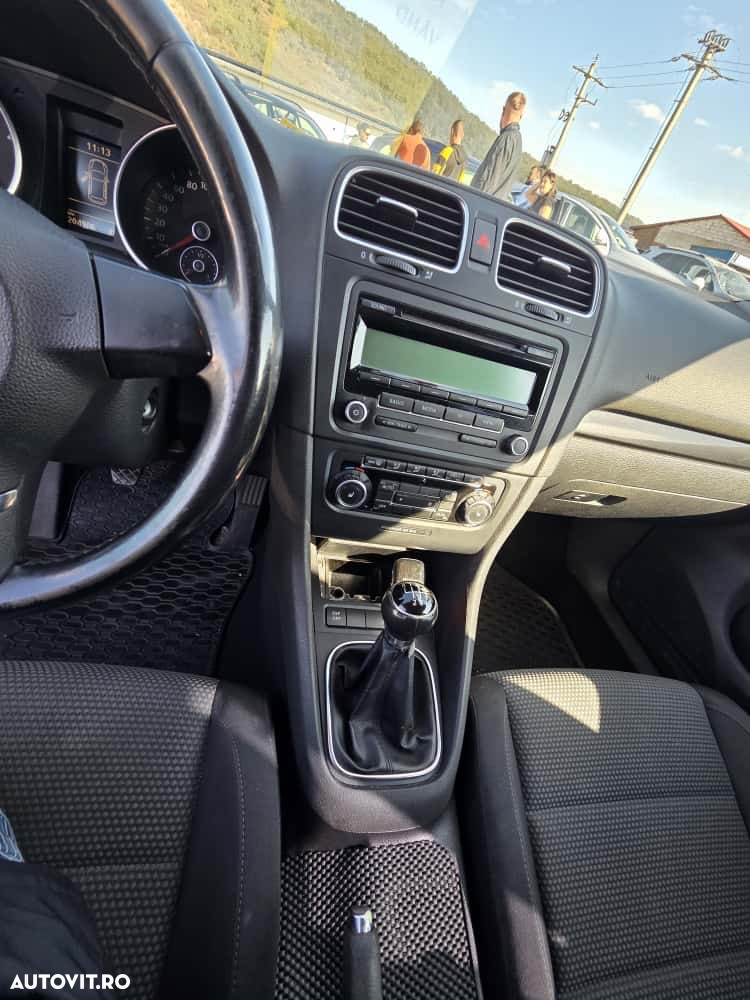 Volkswagen Golf 2.0 TDI Comfortline - 6