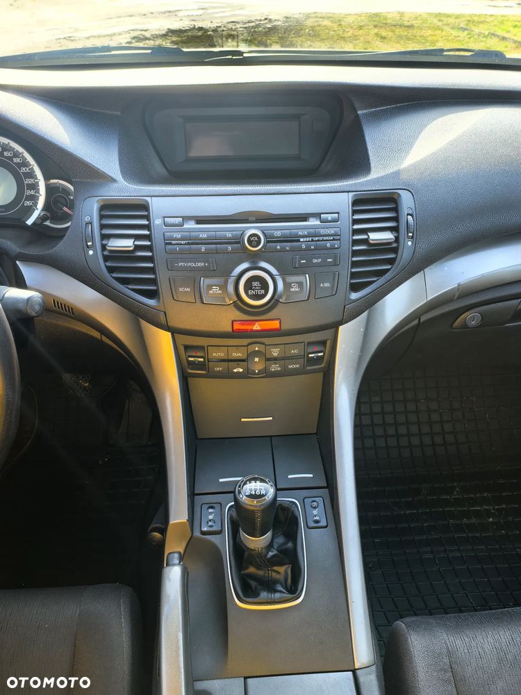 Honda Accord 2.2d Elegance - 10
