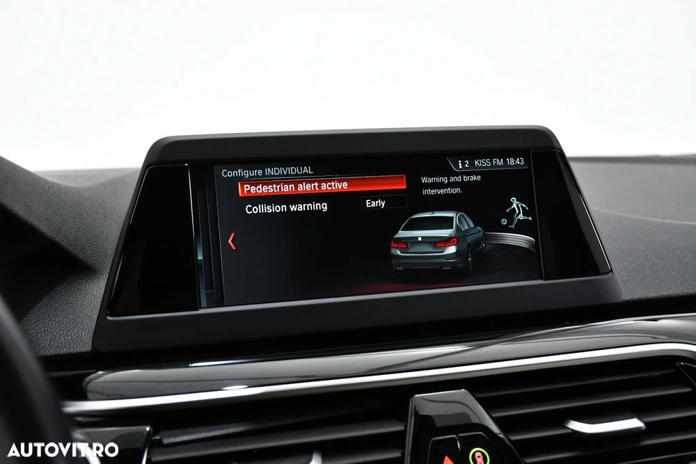 BMW Seria 5 520d Aut. - 29