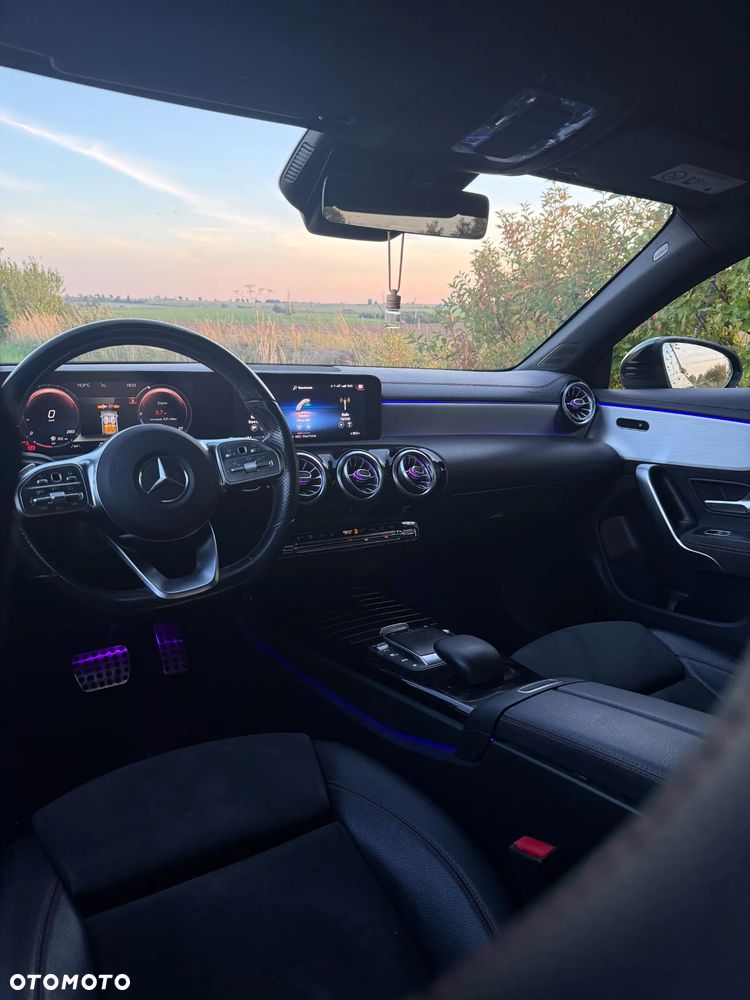Mercedes-Benz CLA - 11