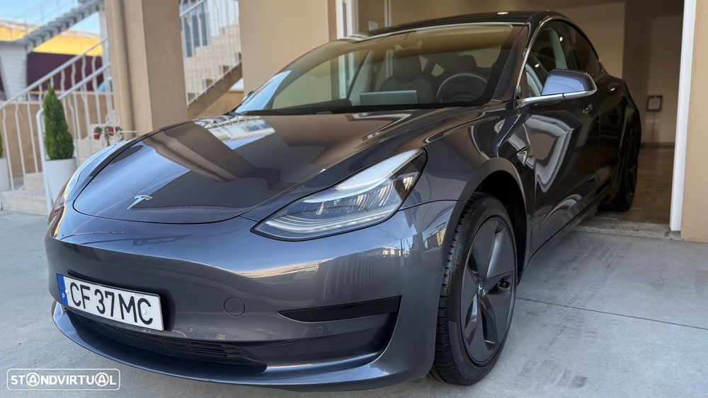 Tesla Model 3 Standard Range Plus RWD - 2