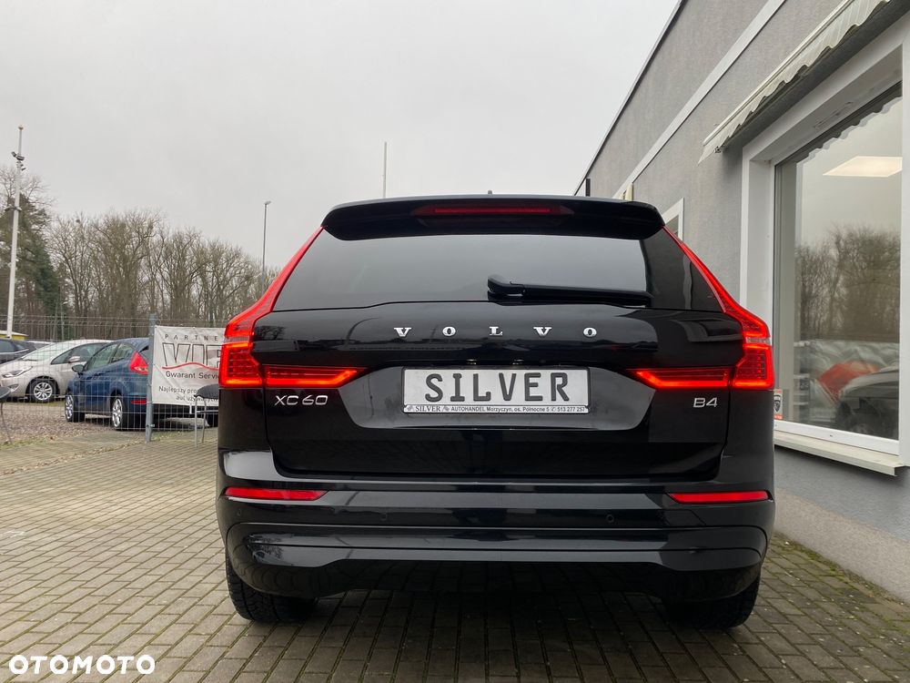 Volvo XC 60 B4 D Core - 12