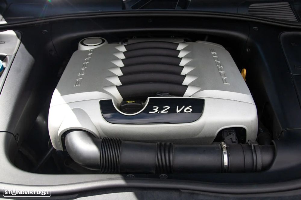Porsche Cayenne Tiptronic - 26