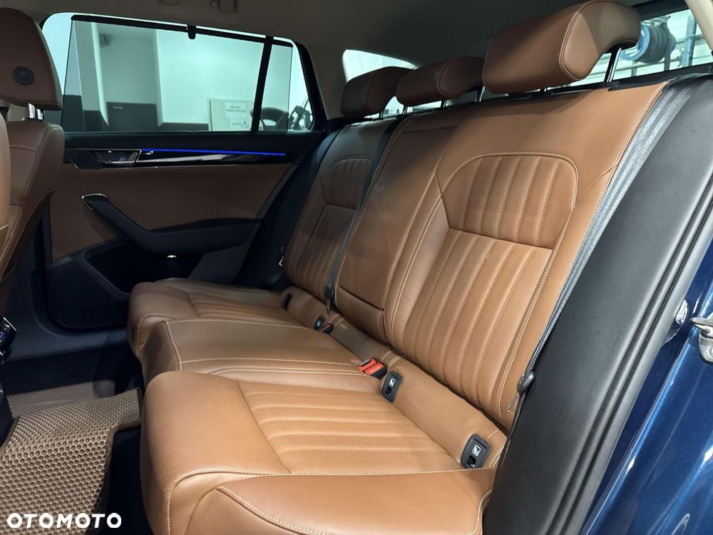 Skoda Superb 2.0 TSI L&K DSG - 12