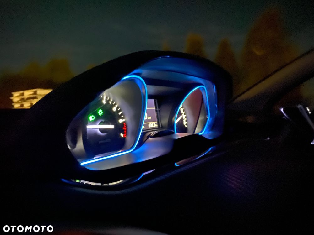 Peugeot 2008 1.2 Pure Tech Allure S&S - 34