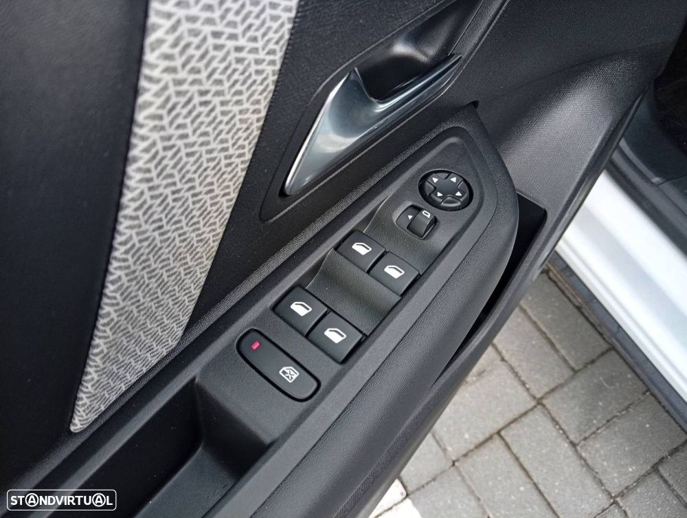 Citroën e-C4 50 kWh Autonomia Conforto You - 13