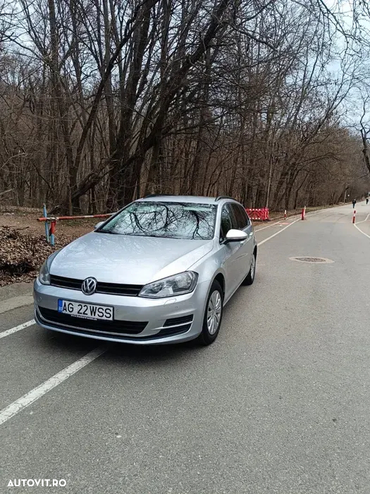 Volkswagen Golf 1.6 TDI DPF DSG Comfortline - 8