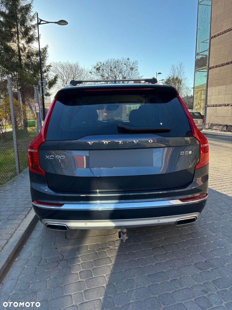 Volvo XC 90 - 3