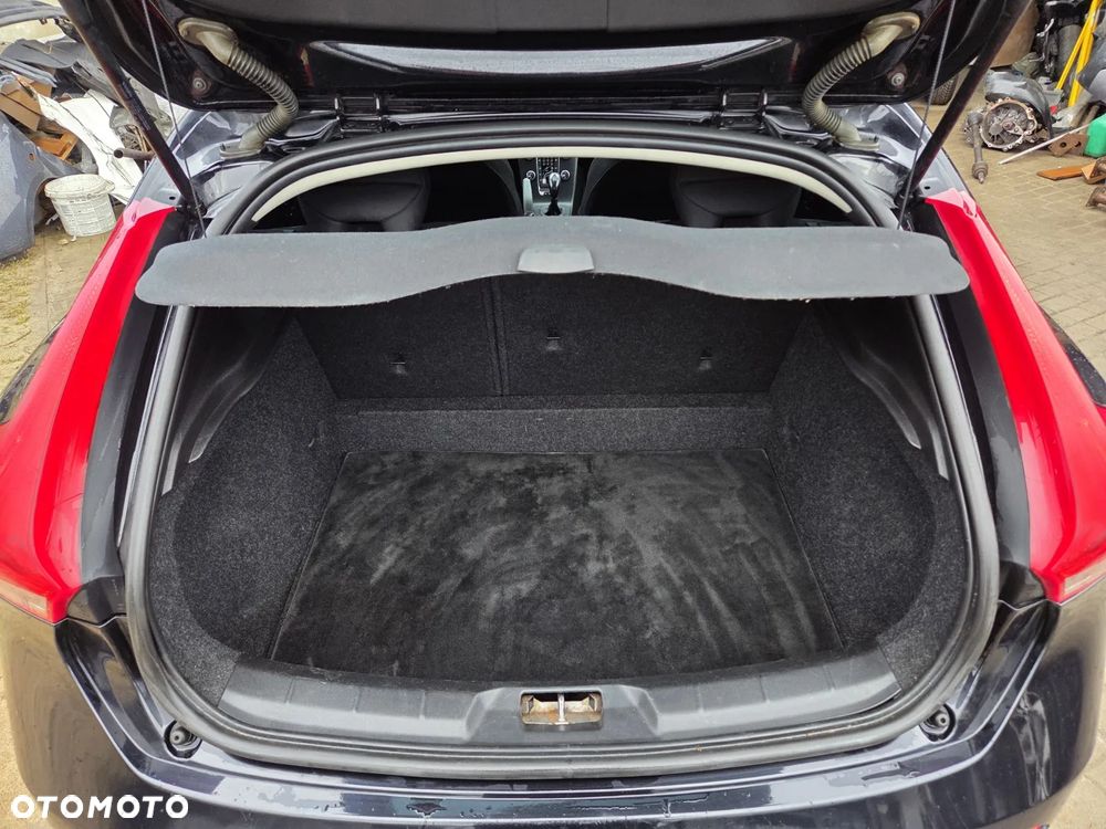 Volvo V40 D2 - 16