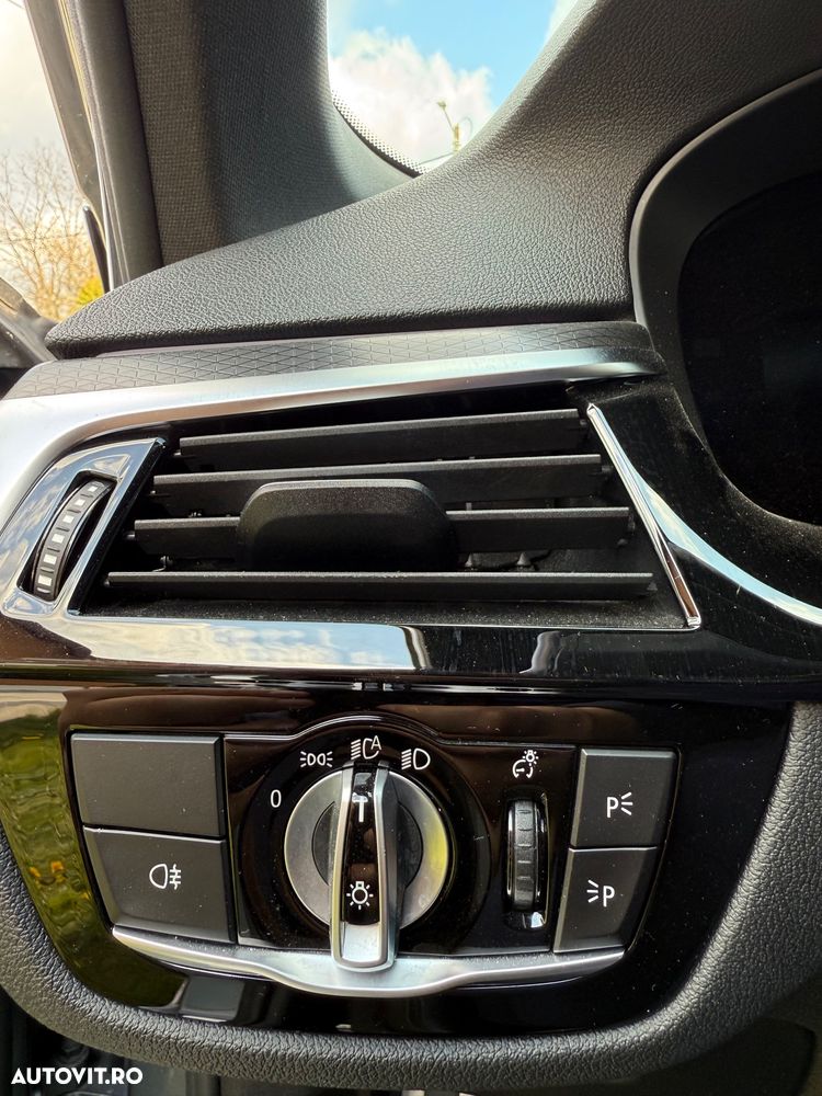 BMW Seria 5 520d xDrive AT MHEV - 11