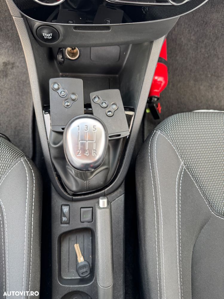Renault Clio - 8