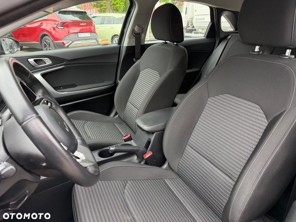 Kia Ceed 1.0 T-GDI M - 10