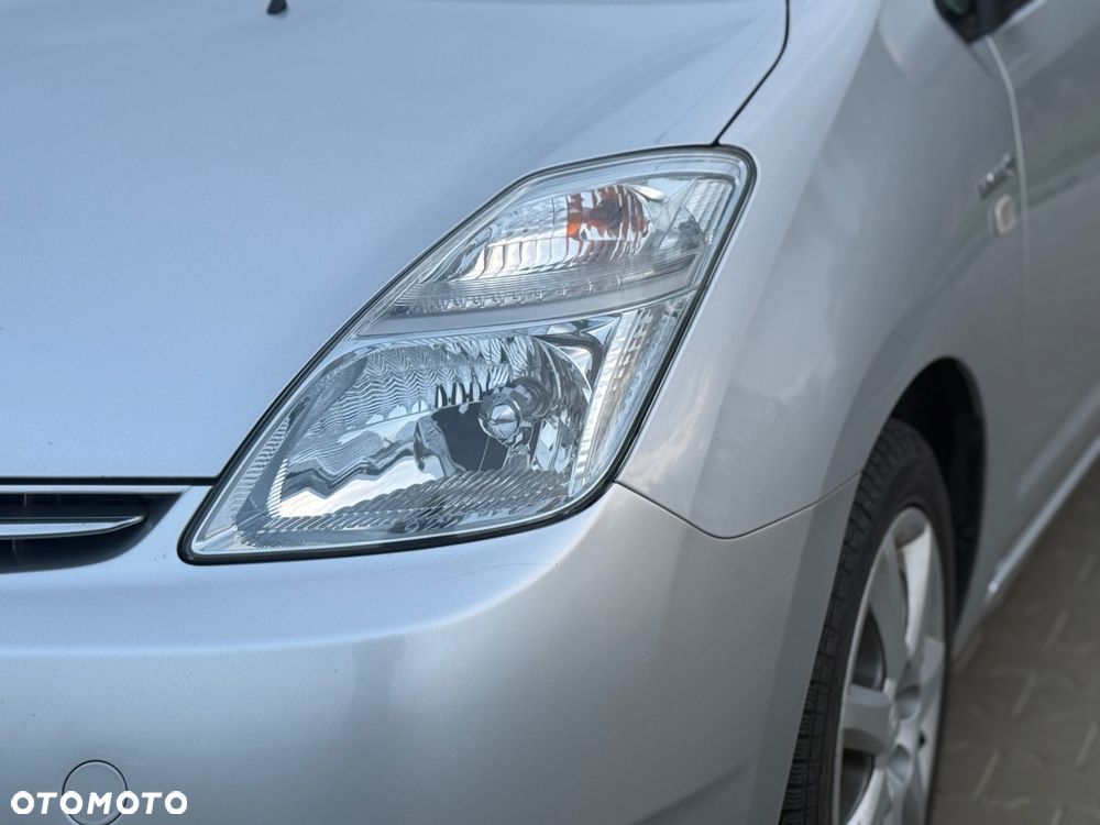 Toyota Prius 1.5 VVT-i Sol (nav) - 5