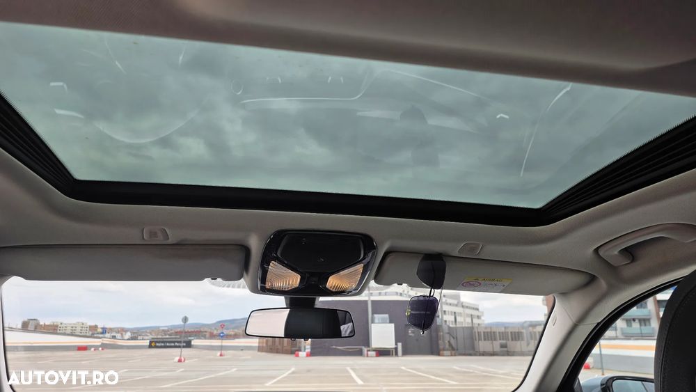 BMW Seria 5 520d Aut. Luxury Line - 24