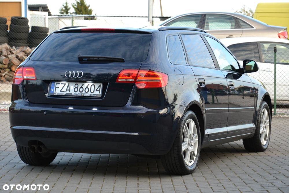 Audi A3 Sportback 1.4 TFSI Attraction - 11
