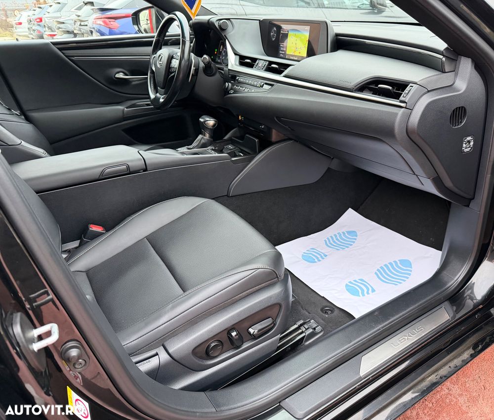 Lexus Seria ES 300h Executive Line - 20
