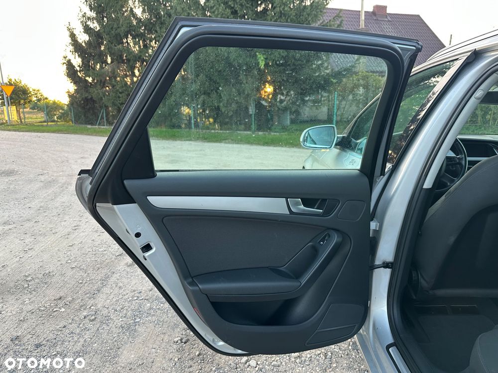 Audi A4 Avant - 19