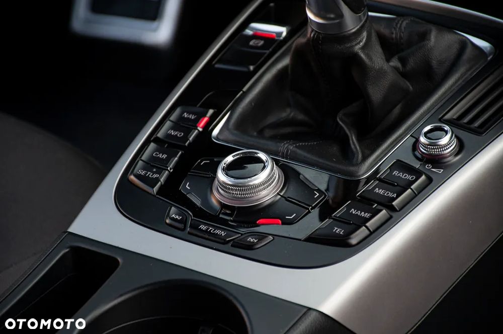 Audi A4 Limousine 1.8 TFSI S line Sportpaket - 24