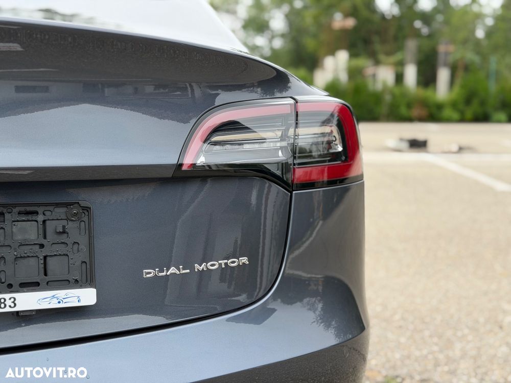 Tesla Model 3 - 23