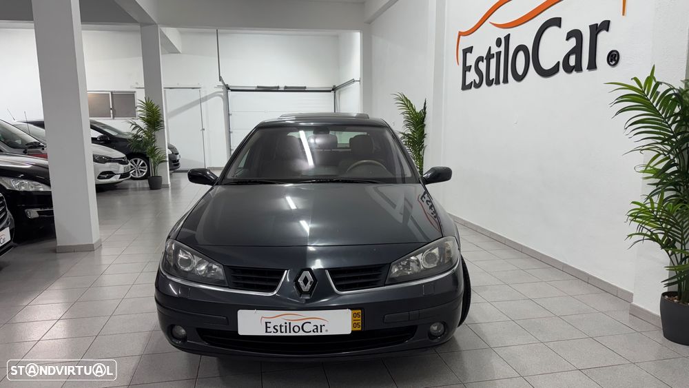 Renault Laguna 1.9 dCi Initiale - 16
