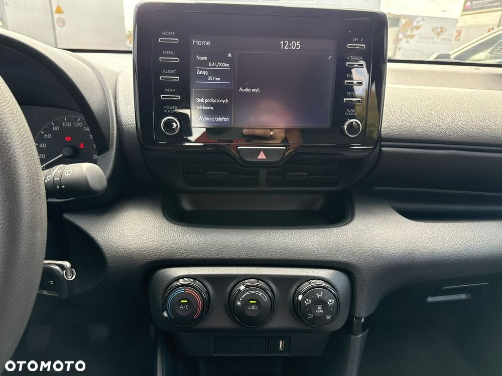 Toyota Yaris 1.0 Active - 21