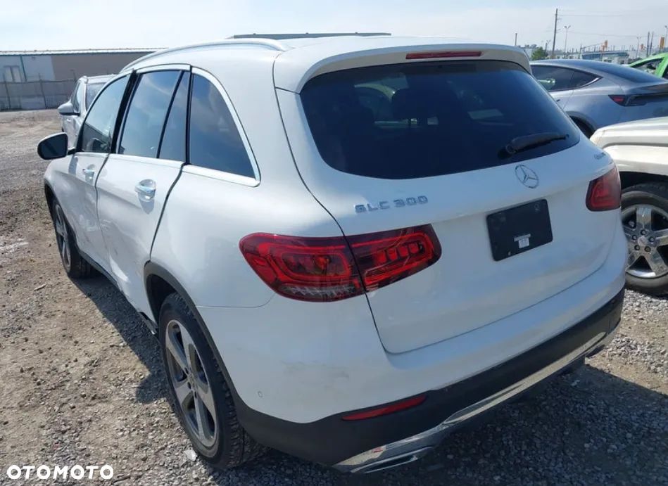 Mercedes-Benz GLC 300 4-Matic - 7