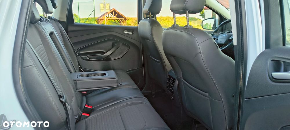 Ford Kuga 2.0 TDCi AWD Titanium - 15