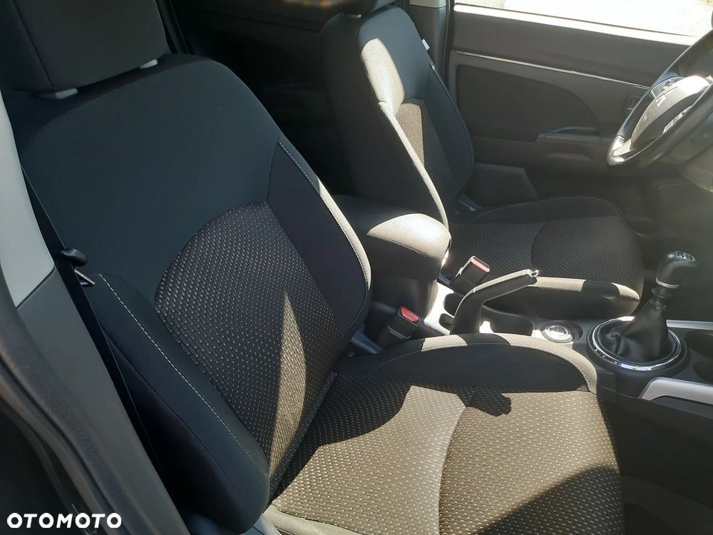 Mitsubishi ASX - 19