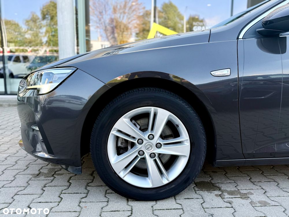Opel Insignia - 12