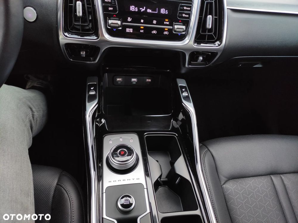 Kia Sorento 1.6 T-GDI HEV Prestige Line - 20