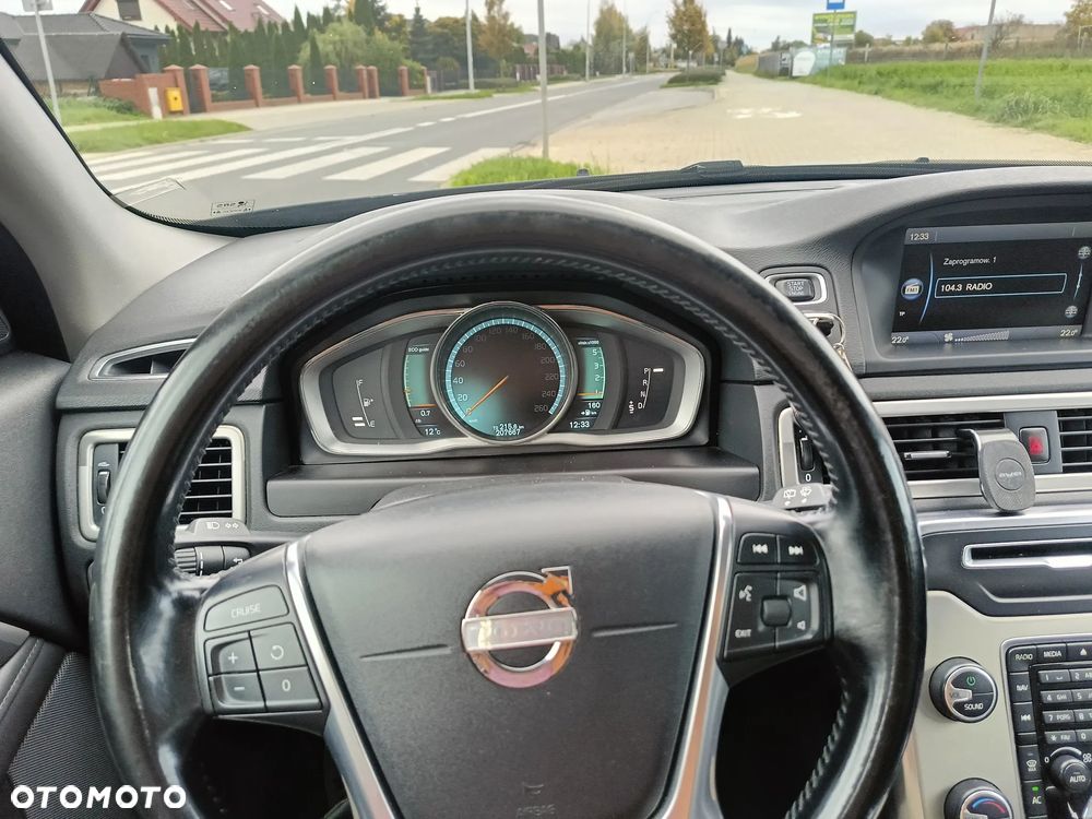 Volvo V70 D3 Geartronic Edition - 14