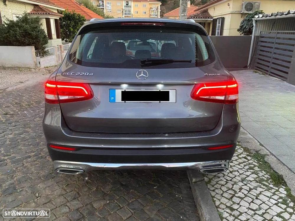 Mercedes-Benz GLC 220 d 4Matic 9G-TRONIC Exclusive - 36