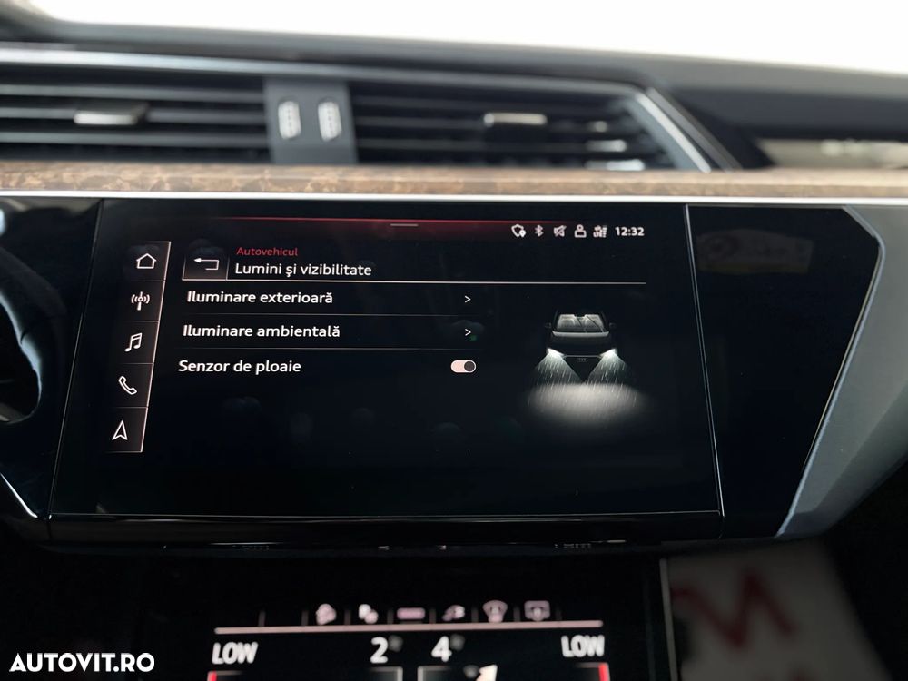 Audi e-tron 55 quattro - 30