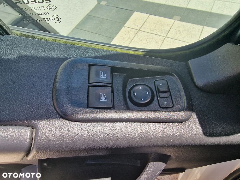 Renault Master Blue L2H2 VA Basis - 11