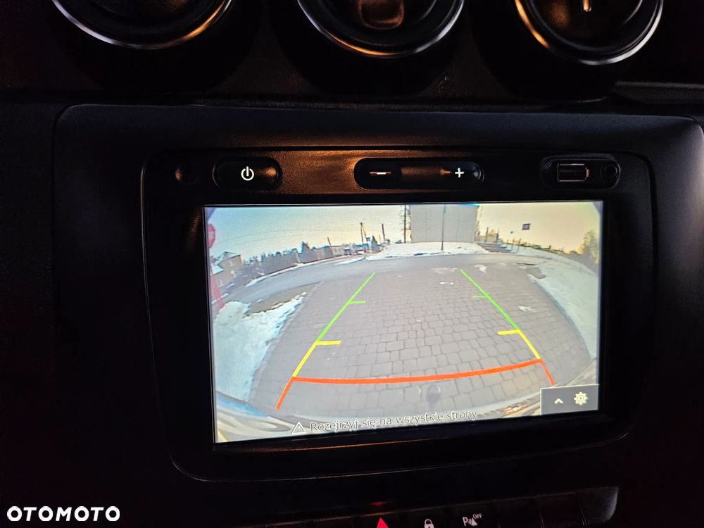 Dacia Duster 1.6 SCe Access - 12