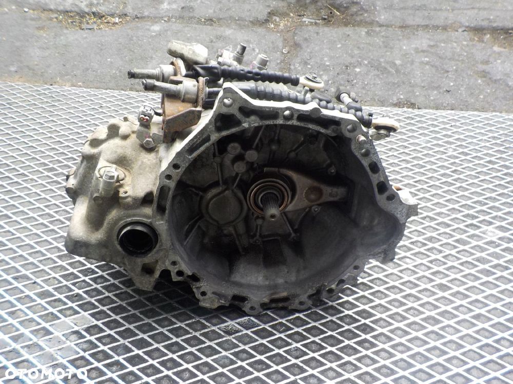 TOYOTA COROLLA E12 1.4 D4D SKRZYNIA BIEGÓW GH04R-F-SM - 1