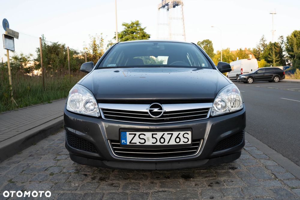 Opel Astra 1.7 CDTI Enjoy - 2