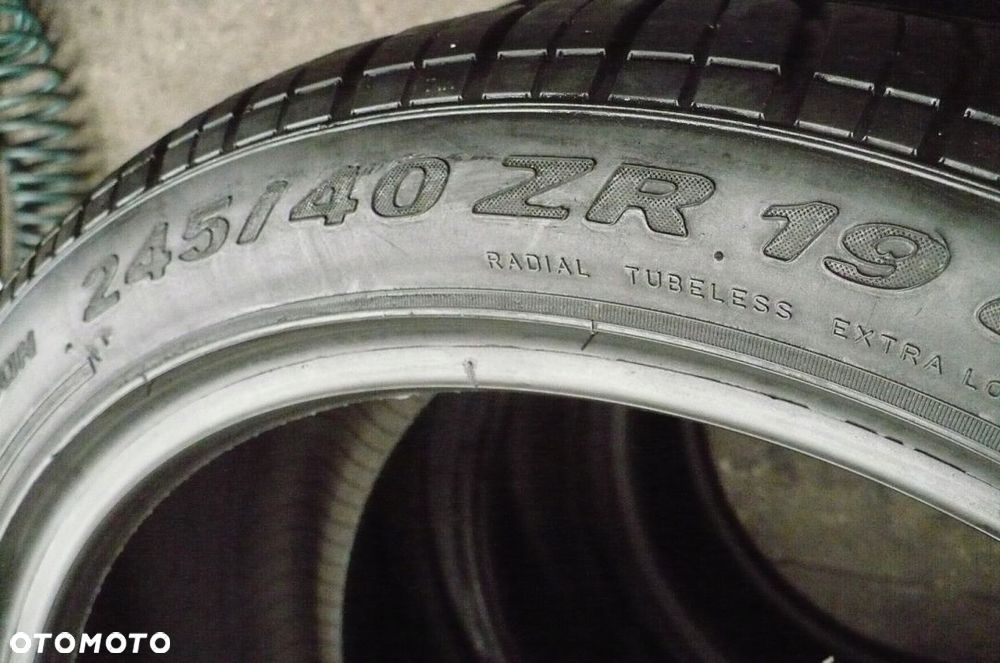 PIRELLI P Zero Rosso Direzionale 245/40R19 6,4mm - 2
