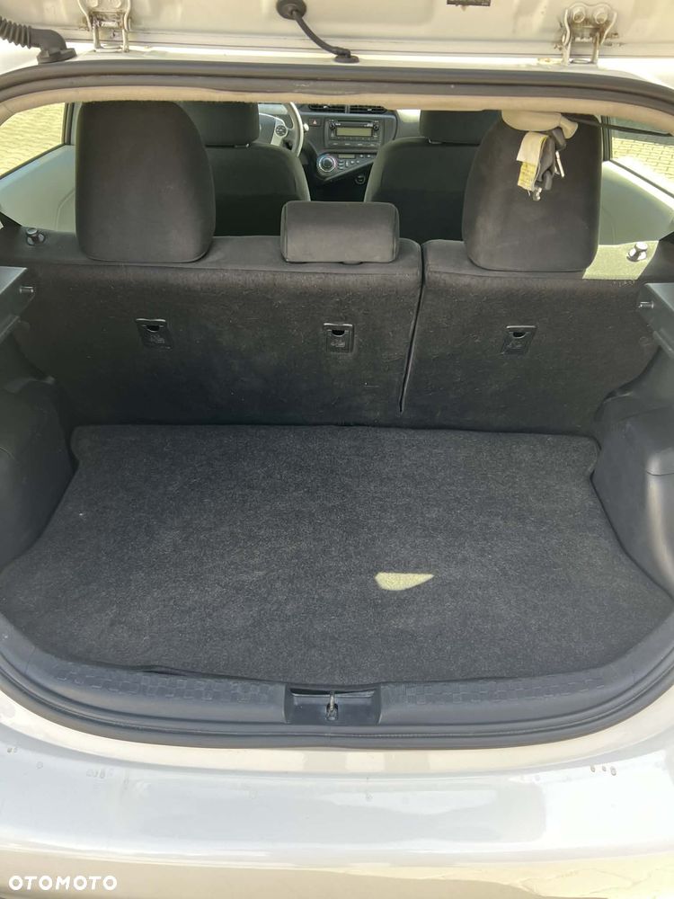 Toyota Prius - 18