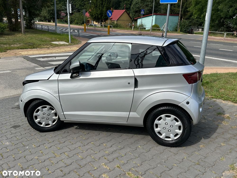 Microcar M.GO - 18