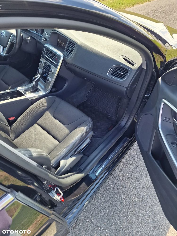 Volvo S60 D4 Geartronic Momentum - 13