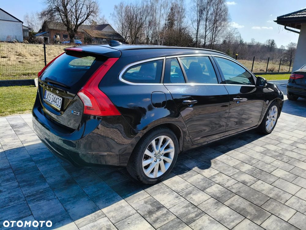 Volvo V60 D3 Geartronic Summum - 5