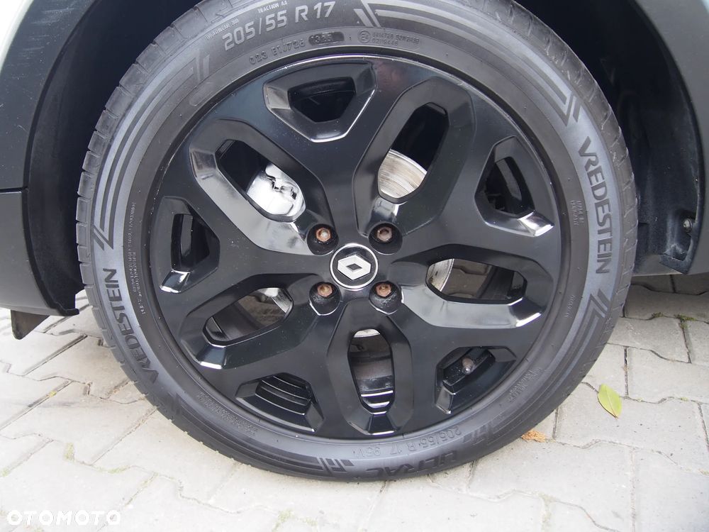 Renault Captur (ENERGY) TCe 90 BOSE EDITION - 26