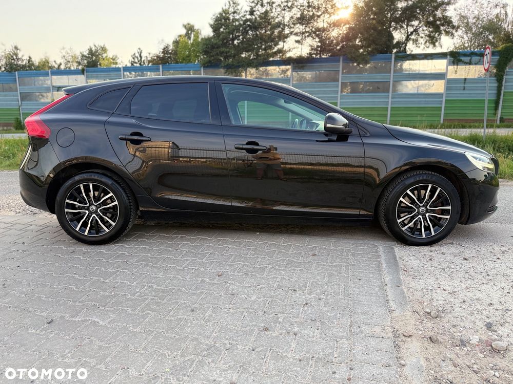 Volvo V40 D2 Geartronic Momentum - 15