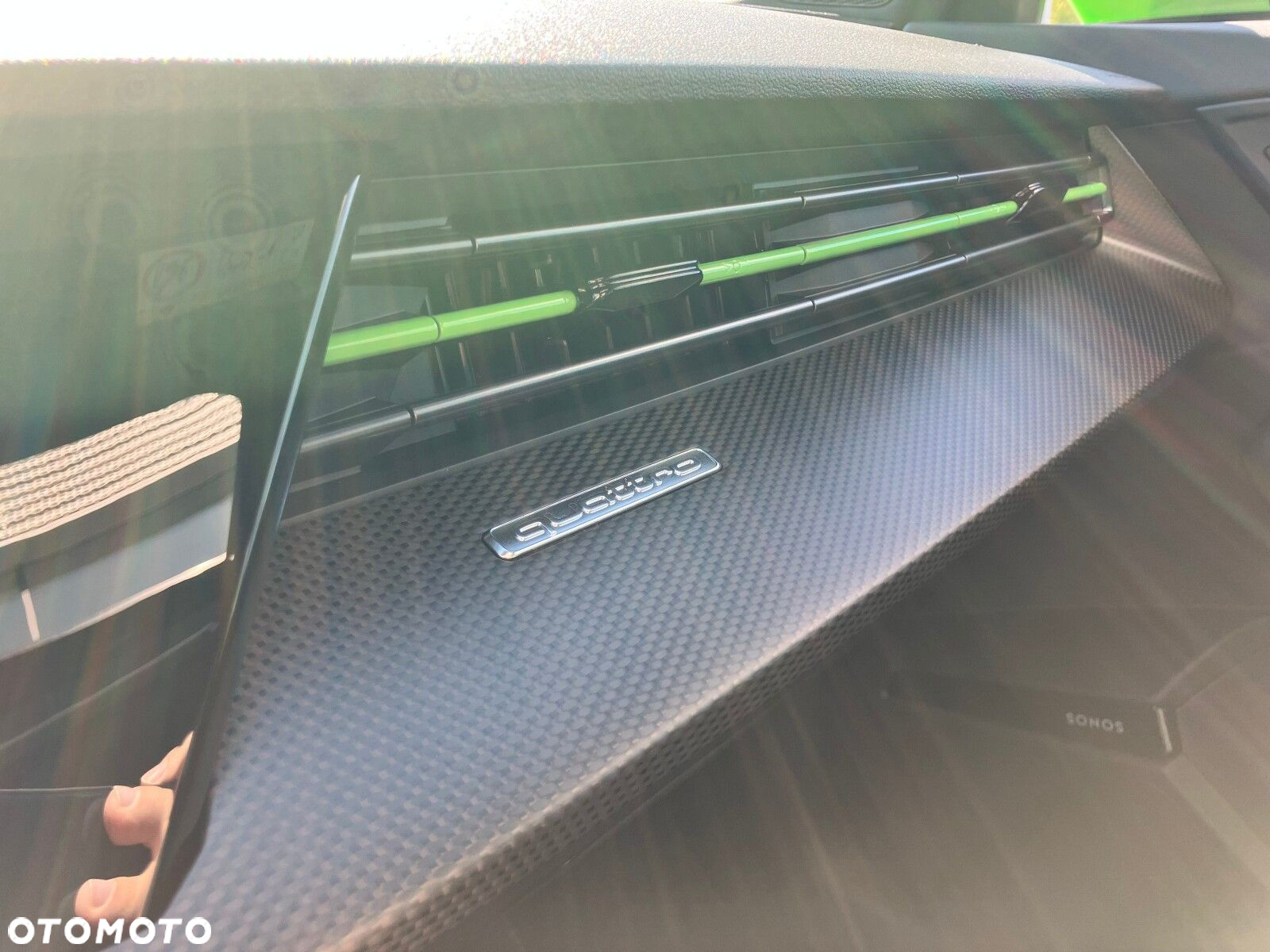 Audi RS3 Limousine - 22