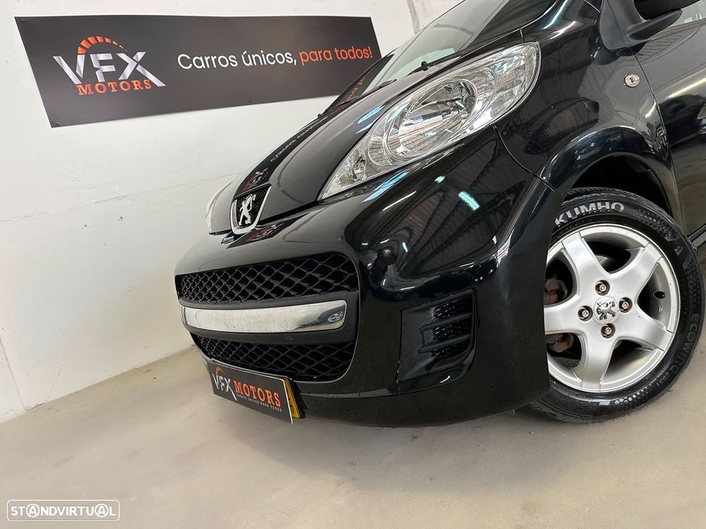 Peugeot 107 1.0 Urban - 25
