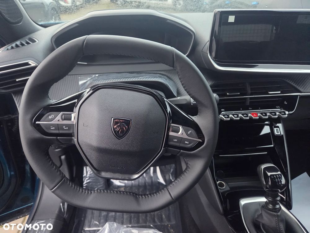 Peugeot 2008 PureTech 100 Allure S&S BVM6 - 7